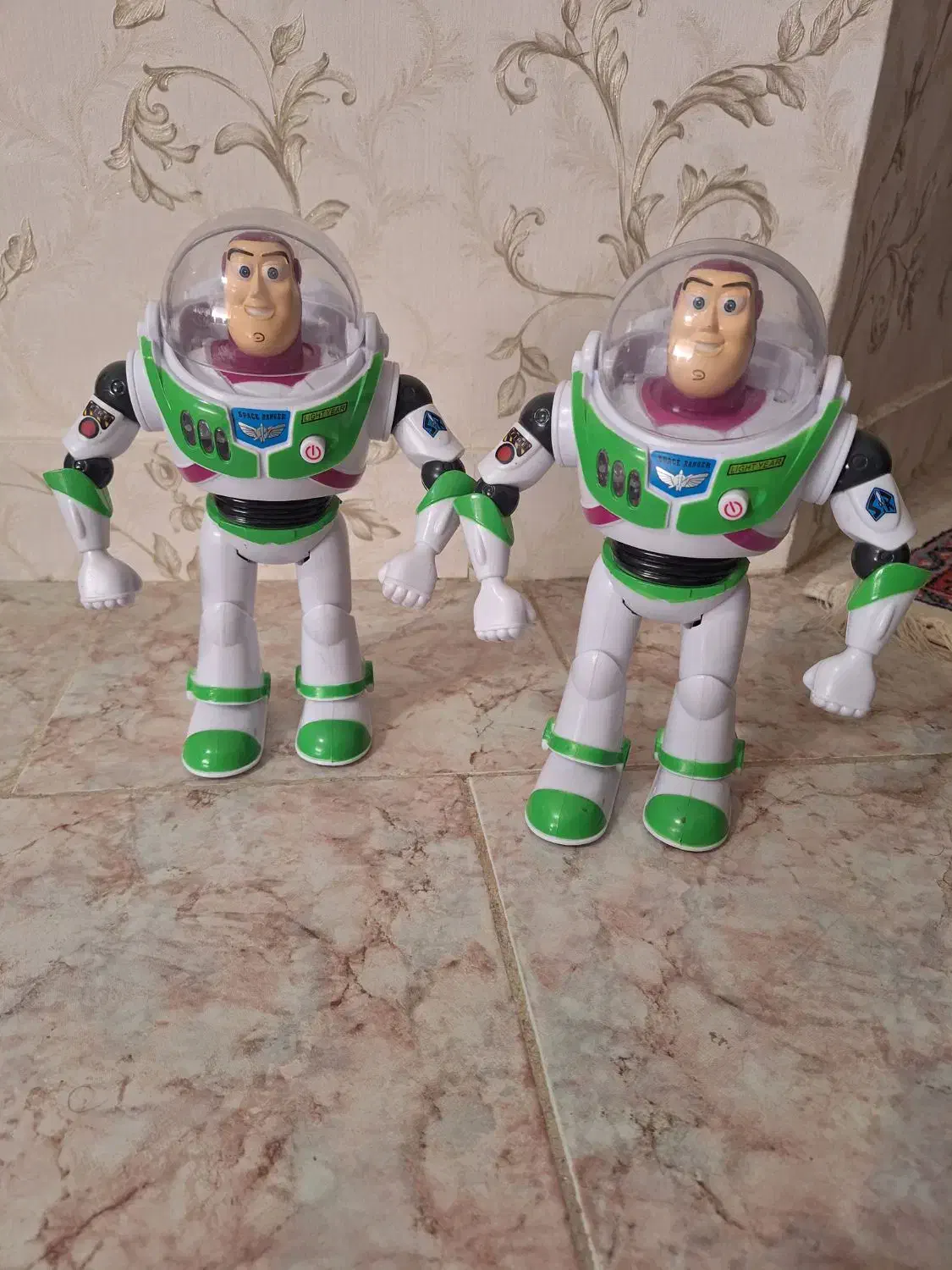 ربات باز لایتر اسباب بازی|اسباب‌‌بازی|محلات, |دیوار