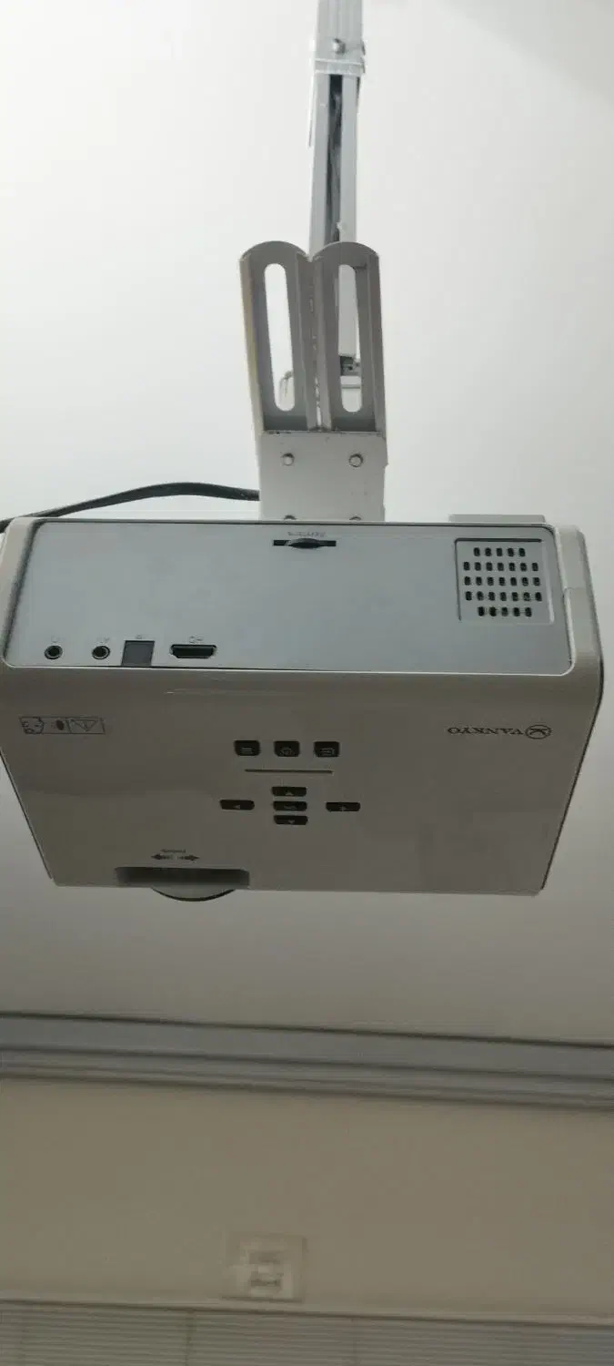 ویدیو پروژکتور وانکیو|تلویزیون و پروژکتور|هشتگرد, فاز ۷ مهستان|دیوار