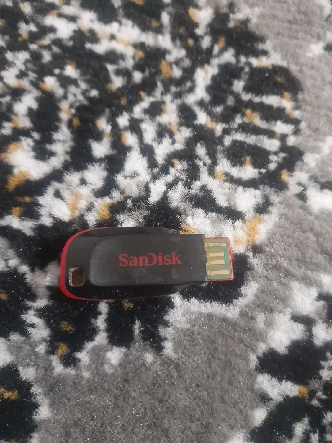 فلش ۸ گیگ|قطعات و لوازم جانبی رایانه|زاهدان, |دیوار