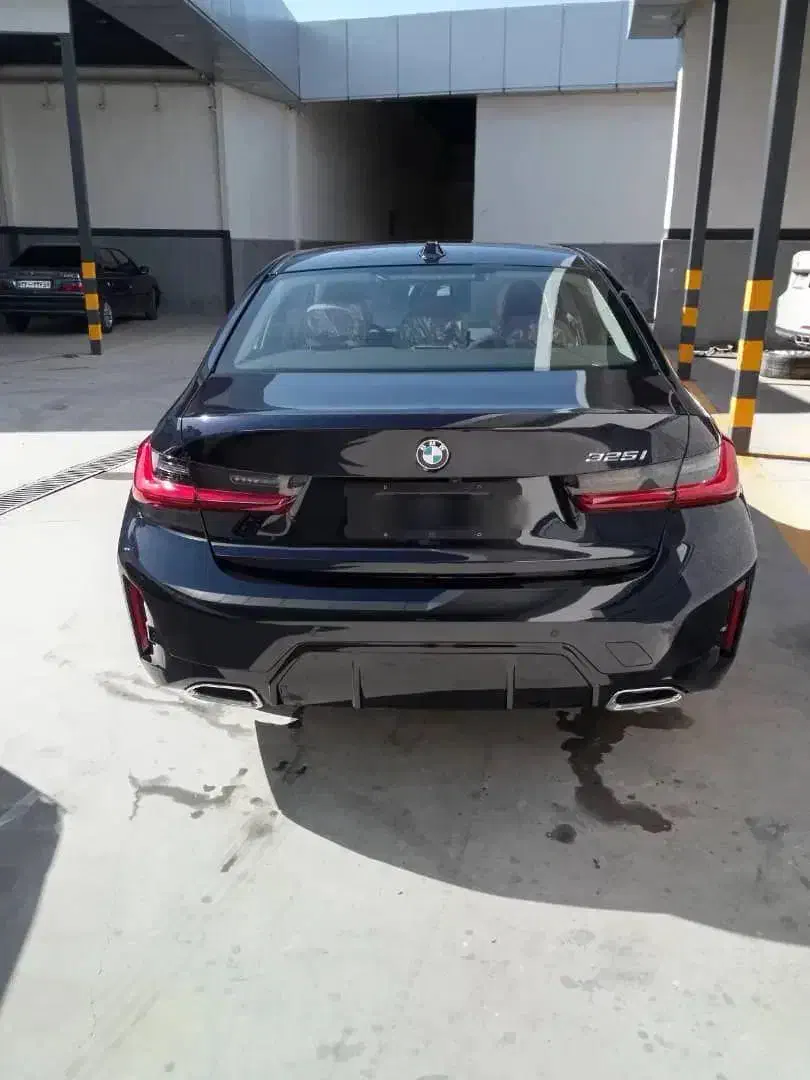 bmv325 مدل ۲۰۲۵|خودرو سواری و وانت|اصفهان, گلزار|دیوار