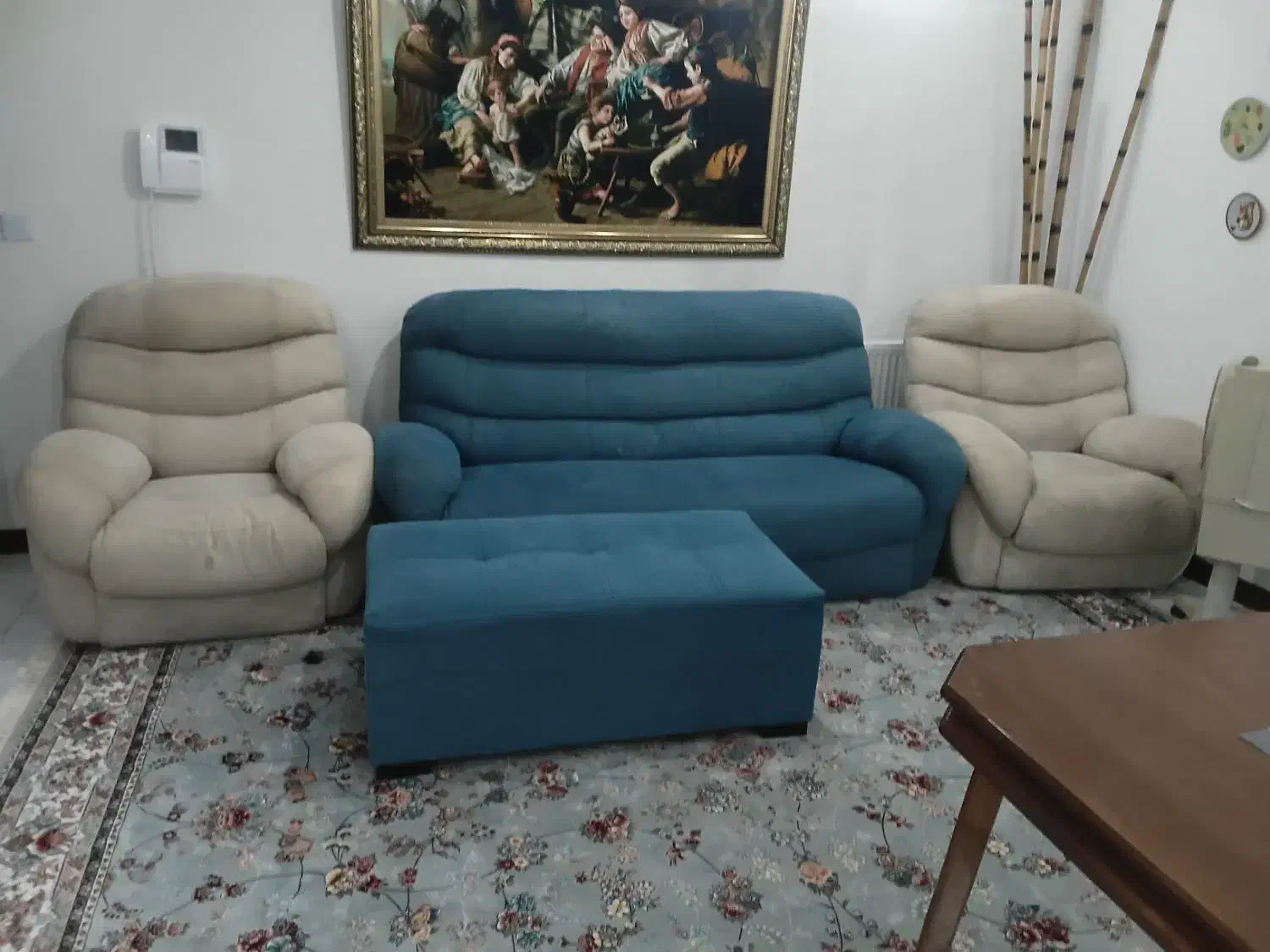 مبلمان راحتی ۵ نفره همراه پاف|مبلمان خانگی و میز عسلی|پردیس, فاز ۵|دیوار