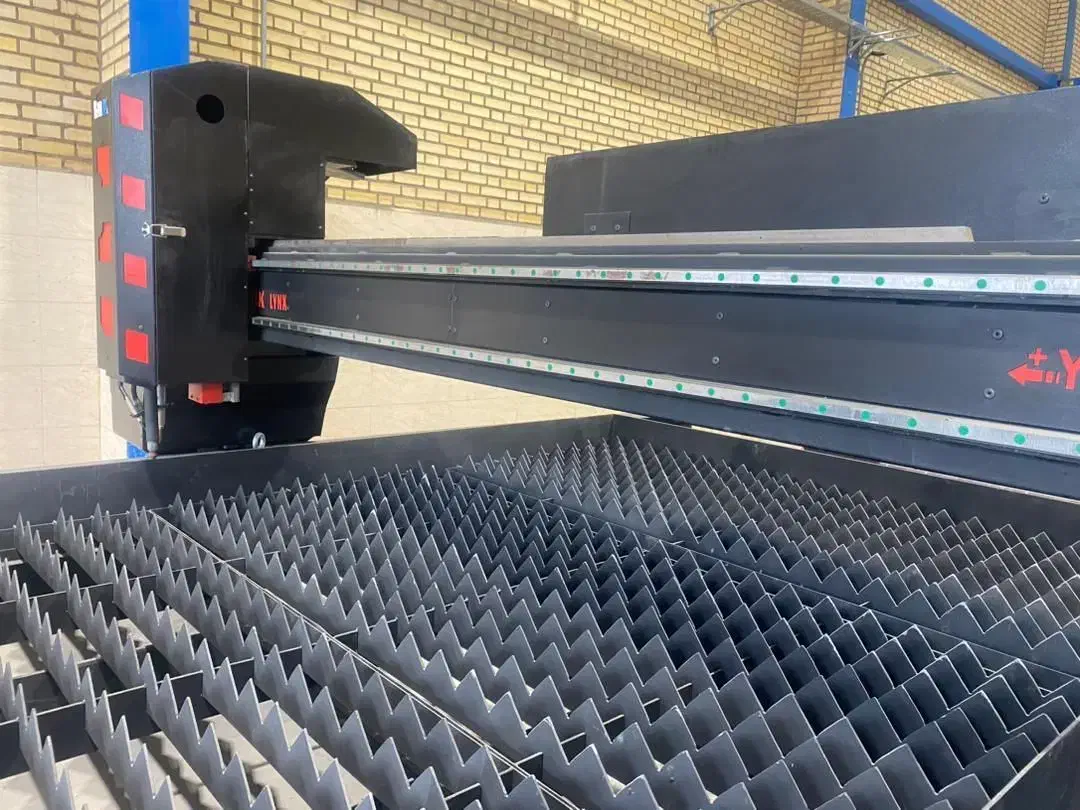 دستگاه لیزر CNC پلاسما برند RADOX (در حد نو)|ماشین‌آلات صنعتی|اهواز, شهرک صنعتی شماره ۳|دیوار