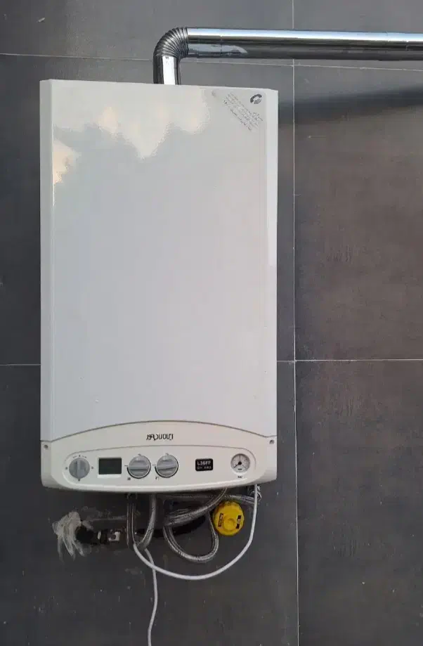 لوله کشی آب و فاضلاب ،نصب آبگرمکن و شیرآلات و پمپ|خدمات پیشه و مهارت|بندرعباس, |دیوار