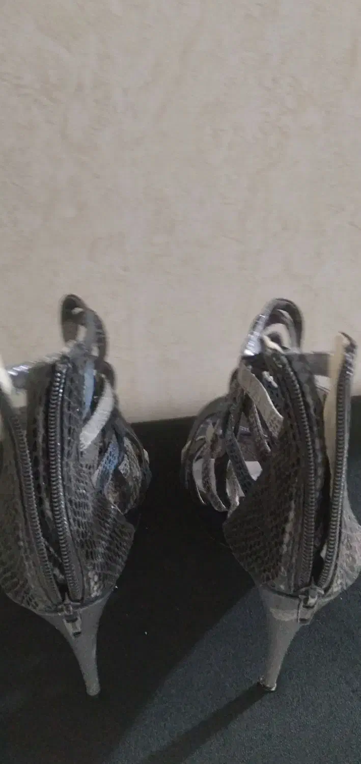 کفش صندل|کیف، کفش، کمربند|پردیس, فاز ۳|دیوار