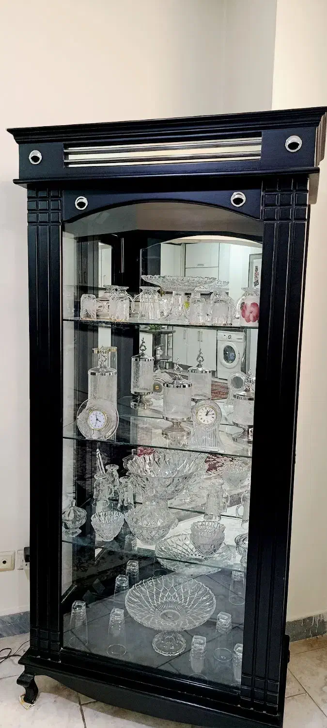 بوفه|بوفه، ویترین، کنسول|فردیس, نگارستان|دیوار