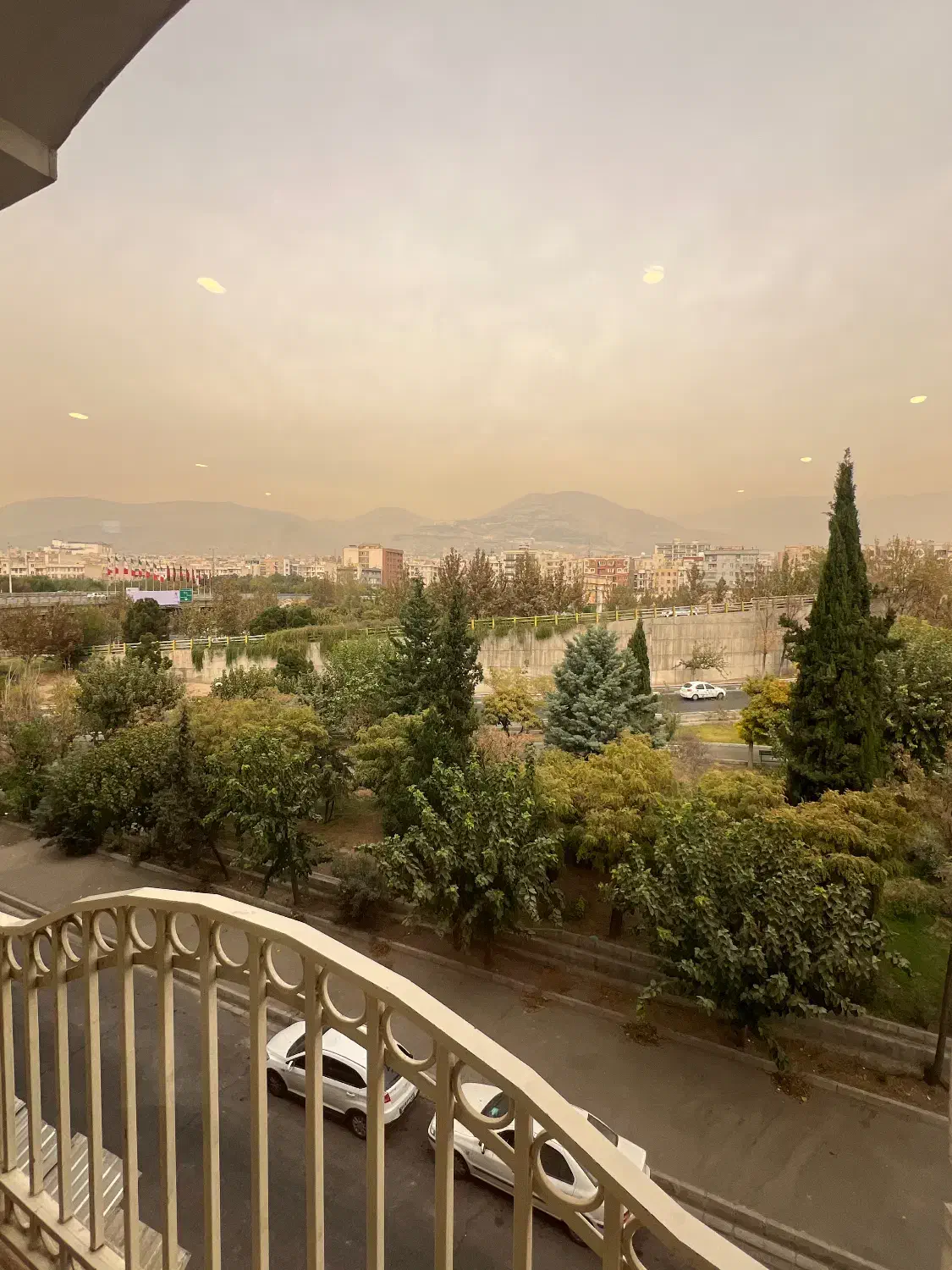 مهستان ۵۵متر فول رو به پارک