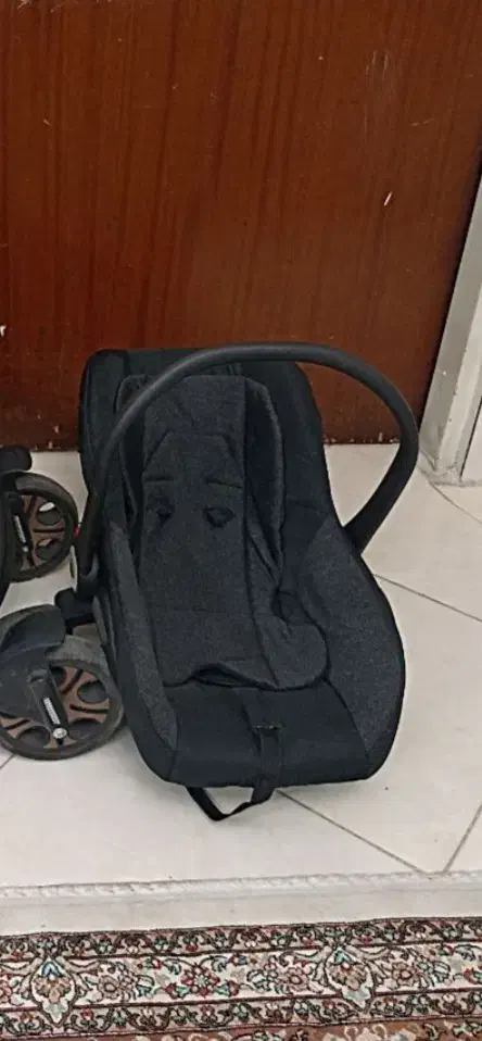 کریر خیلی نو کلا چند بار بیشتر استفاده شده|اسباب و اثاث بچه|آبیک, |دیوار