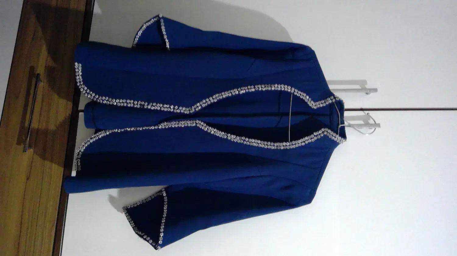 درحد نو ، جنس کرپ|لباس|نیشابور, بنیاد شهید|دیوار