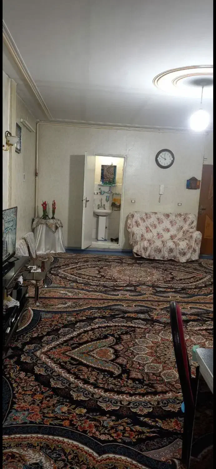 فروش آپارتمان ۶۵ متری فلکه دوم بهارستان یک|فروش آپارتمان|گلستان (تهران), |دیوار