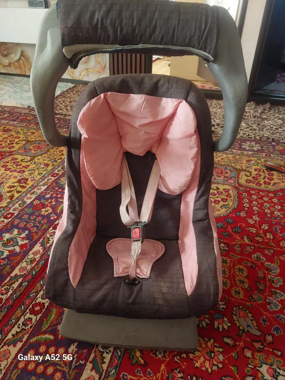 صندلی کودک|تخت و صندلی بچه|خوی, |دیوار