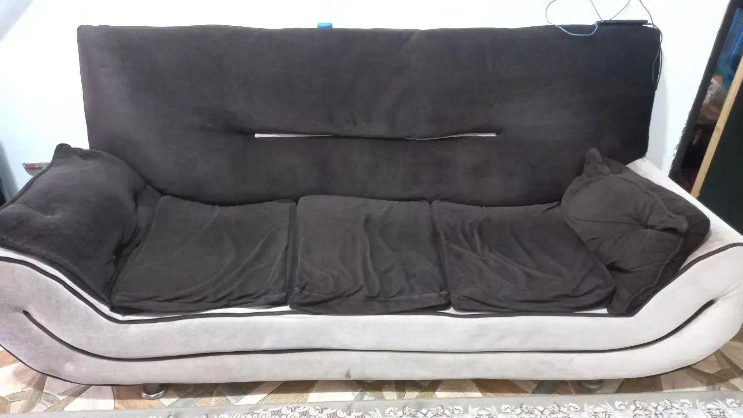 مبل ۷نفره|مبلمان خانگی و میز عسلی|رشت, دیانتی|دیوار