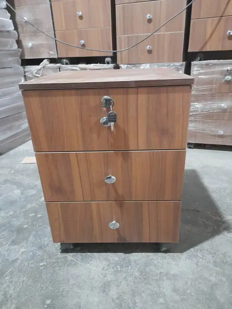 فایل 3کشو|مبلمان اداری|تهران, دربند|دیوار