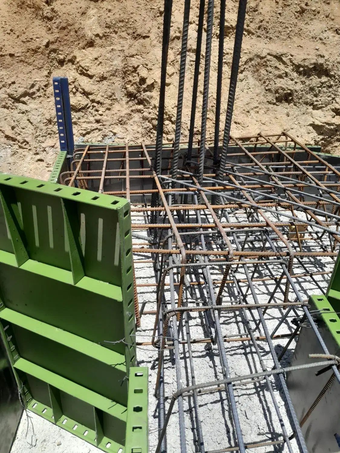 اجرا سقف شناژ ساختمان|خدمات پیشه و مهارت|الشتر, |دیوار