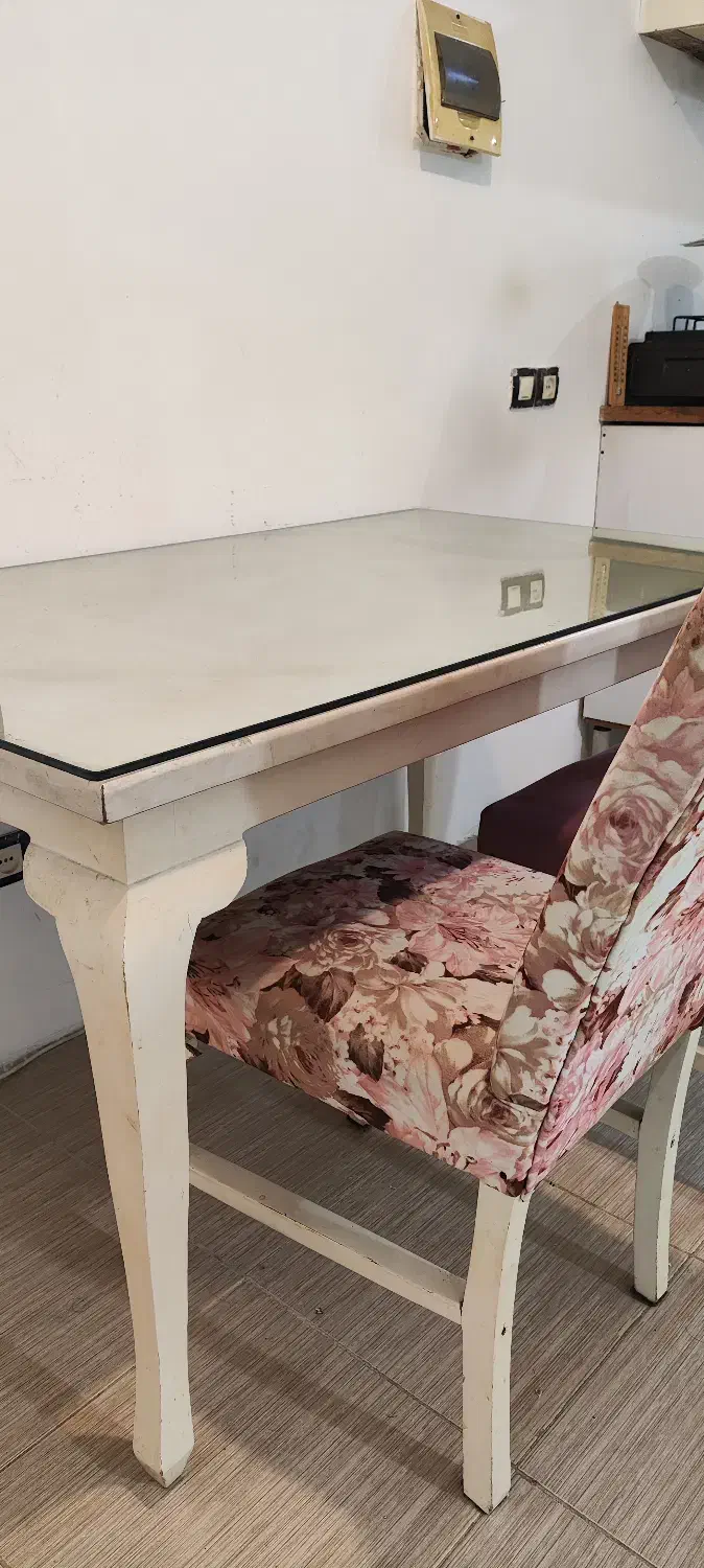 میز چوبی ۶ نفره|میز و صندلی غذاخوری|سرخرود, |دیوار