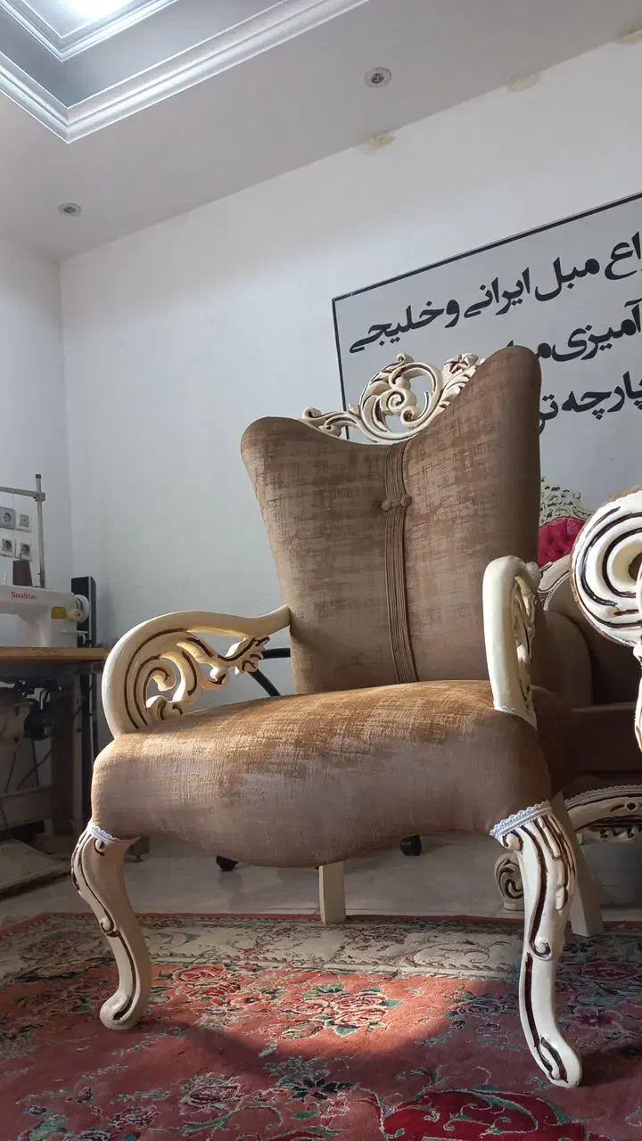 مبل راحتی و مبل سلطنتی|مبلمان خانگی و میز عسلی|اهواز, کوی فرهنگیان ۱|دیوار