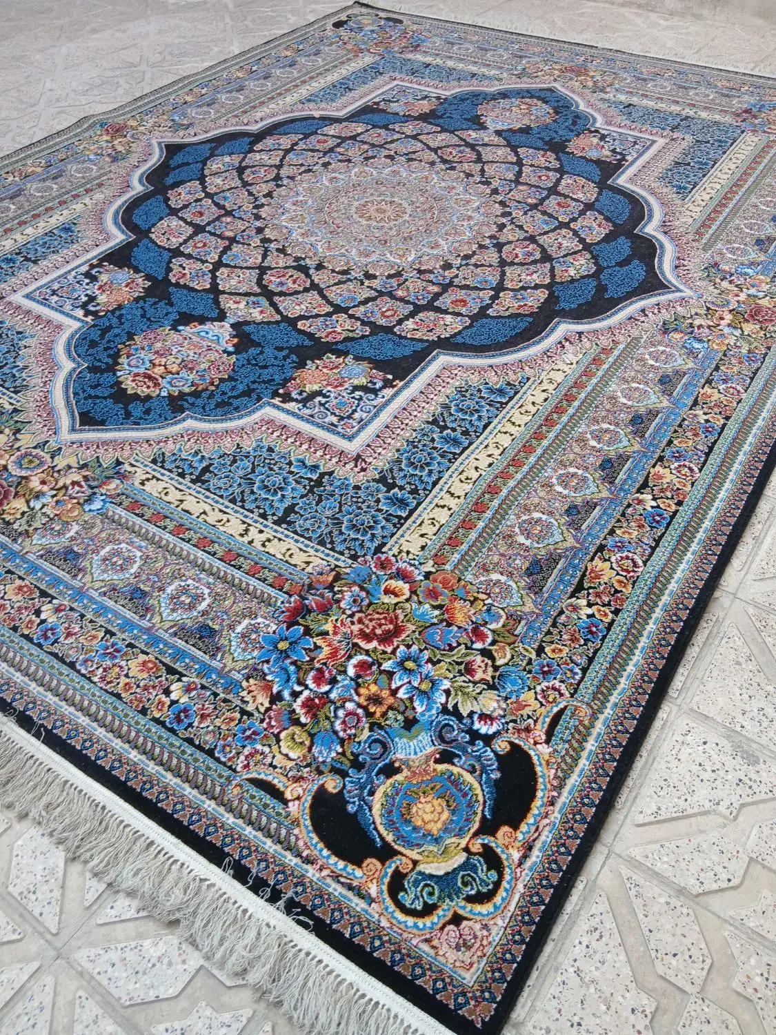 درحد نو ۱۲متری ۷۰۰شانه|فرش|مشهد, شیرودی|دیوار