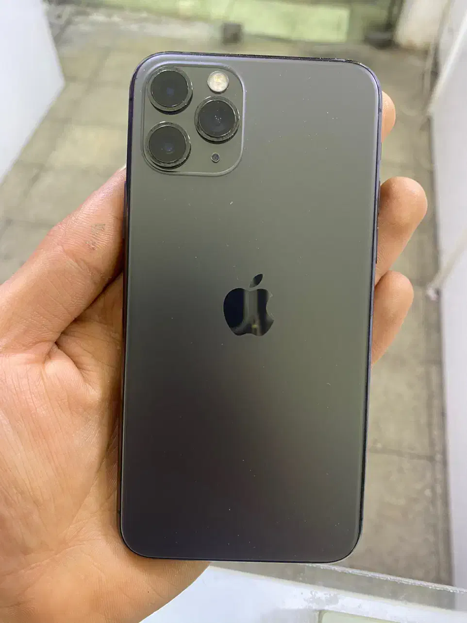 iphone11 pro|موبایل|اقبالیه, |دیوار