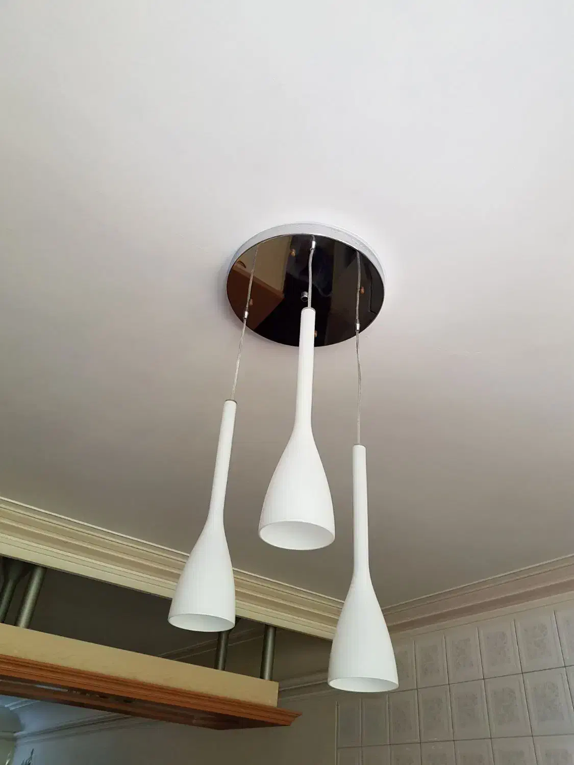 لوستر سه شاخه|لوستر و چراغ آویز|مشهد, نیروی هوایی|دیوار