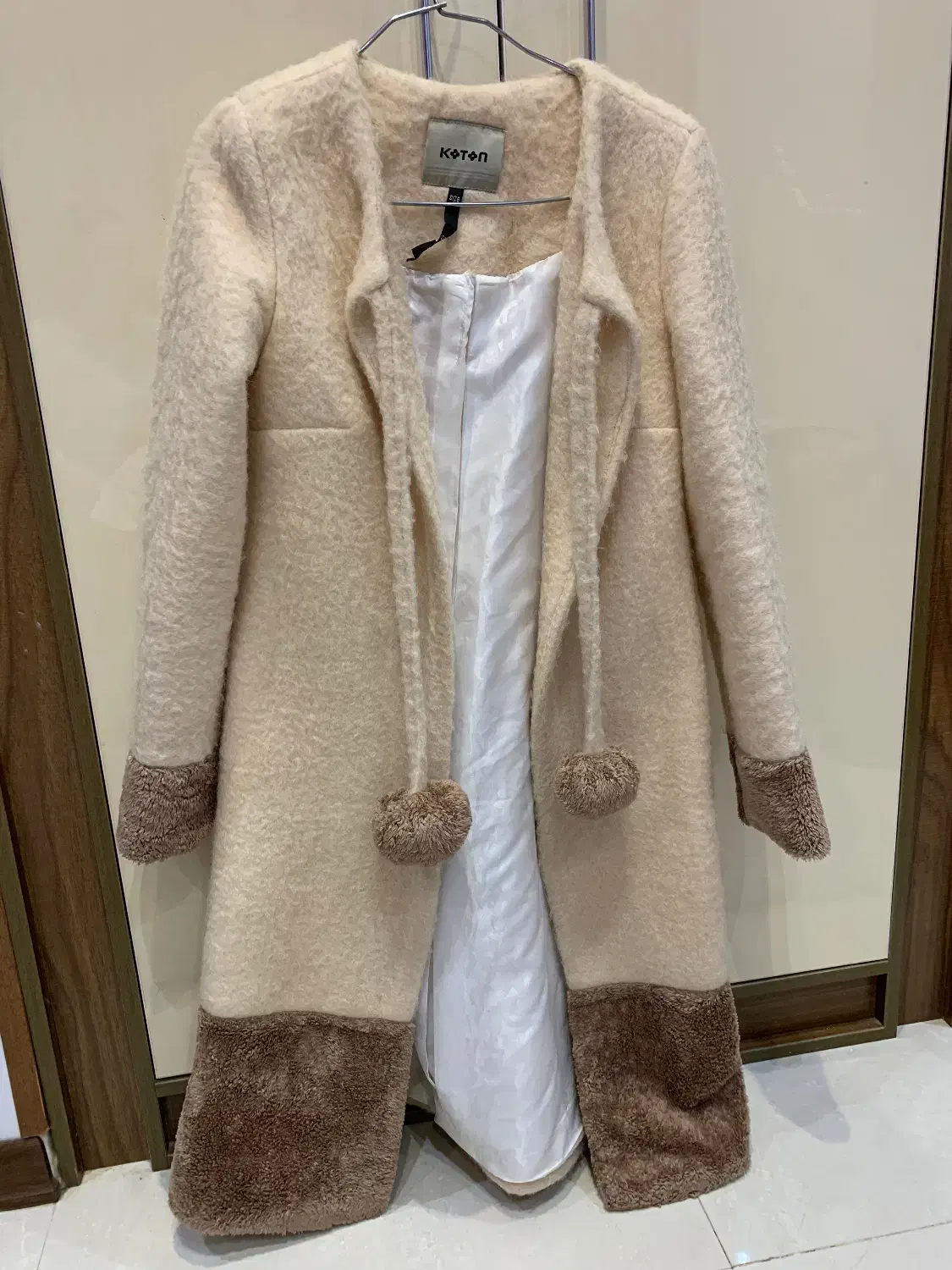 لباس|لباس|لاهیجان, گلستان|دیوار