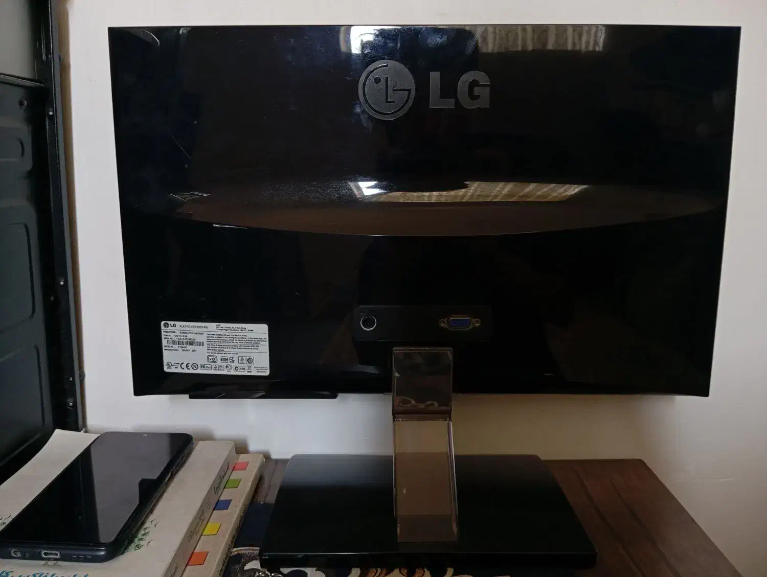 مانیتور 19 اینچ LG مدل Flatron E1960|قطعات و لوازم جانبی رایانه|آستانه اشرفیه, |دیوار