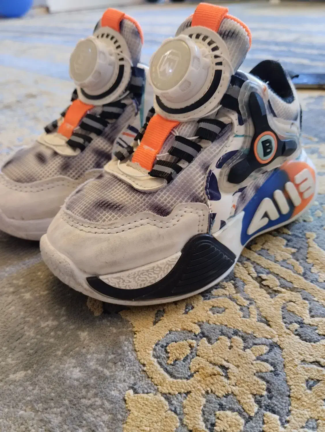 کتونی در حد نو نو|کفش و لباس بچه|فردیس, شهرک ناز|دیوار