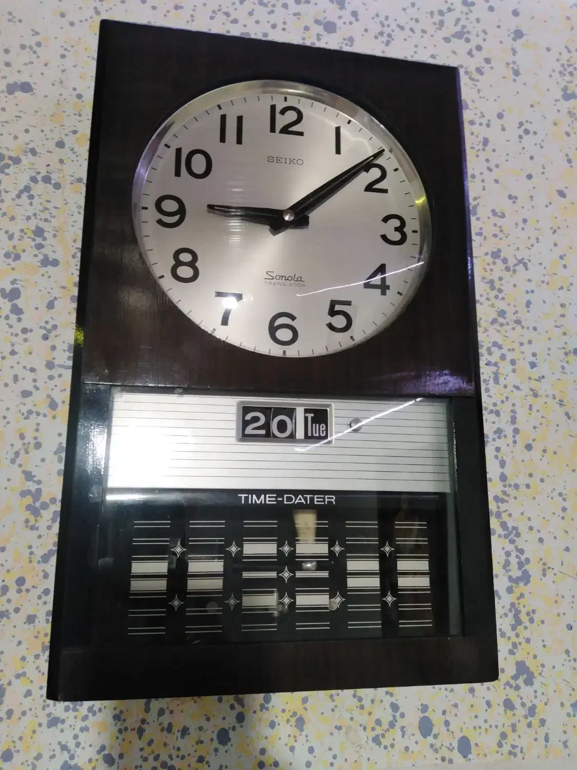 ساعت سیکو|ساعت|رشت, استادسرا|دیوار