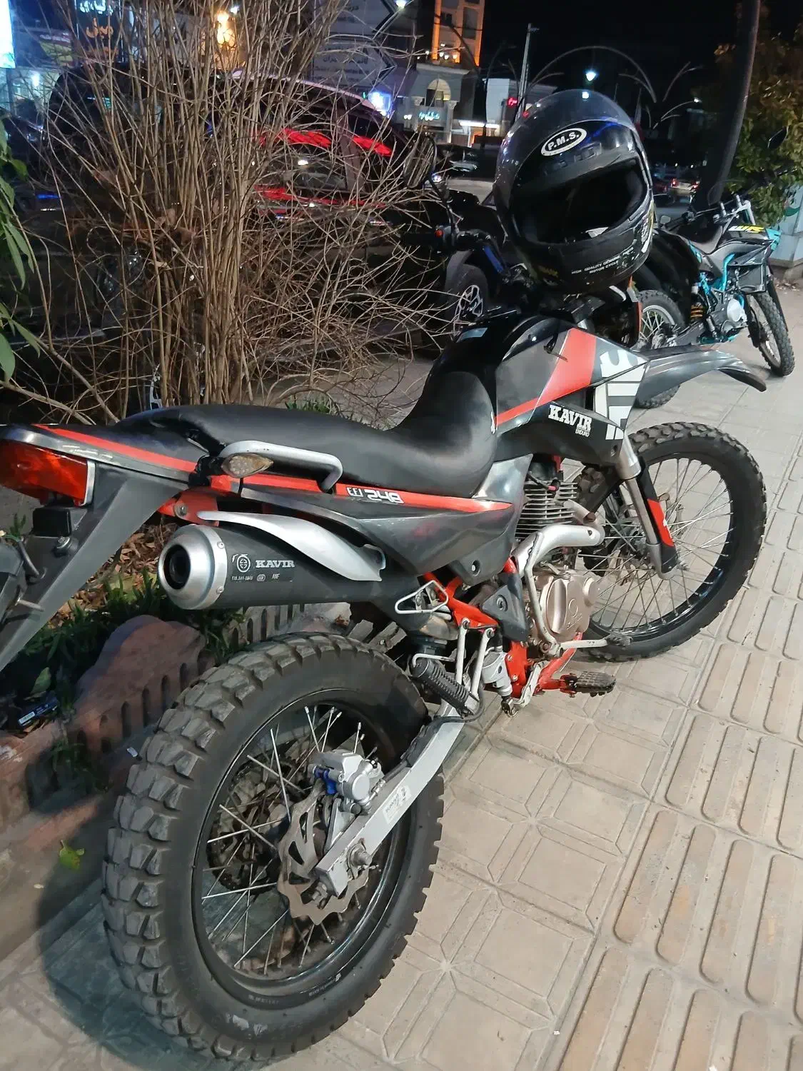 تریل کویر T2|موتورسیکلت|ساری, |دیوار