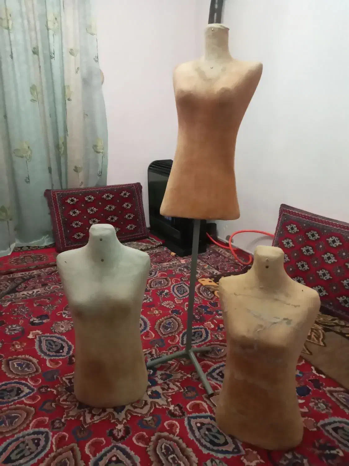 مانکن|لوازم خیاطی و بافتنی|ارومیه, |دیوار