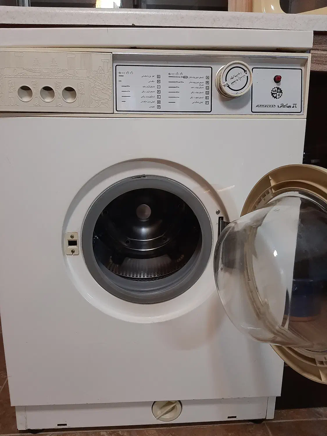 ماشین لباسشویی ۵ کیلویی آزمایش|ماشین لباسشویی و خشک‌کن لباس|بروجرد, |دیوار