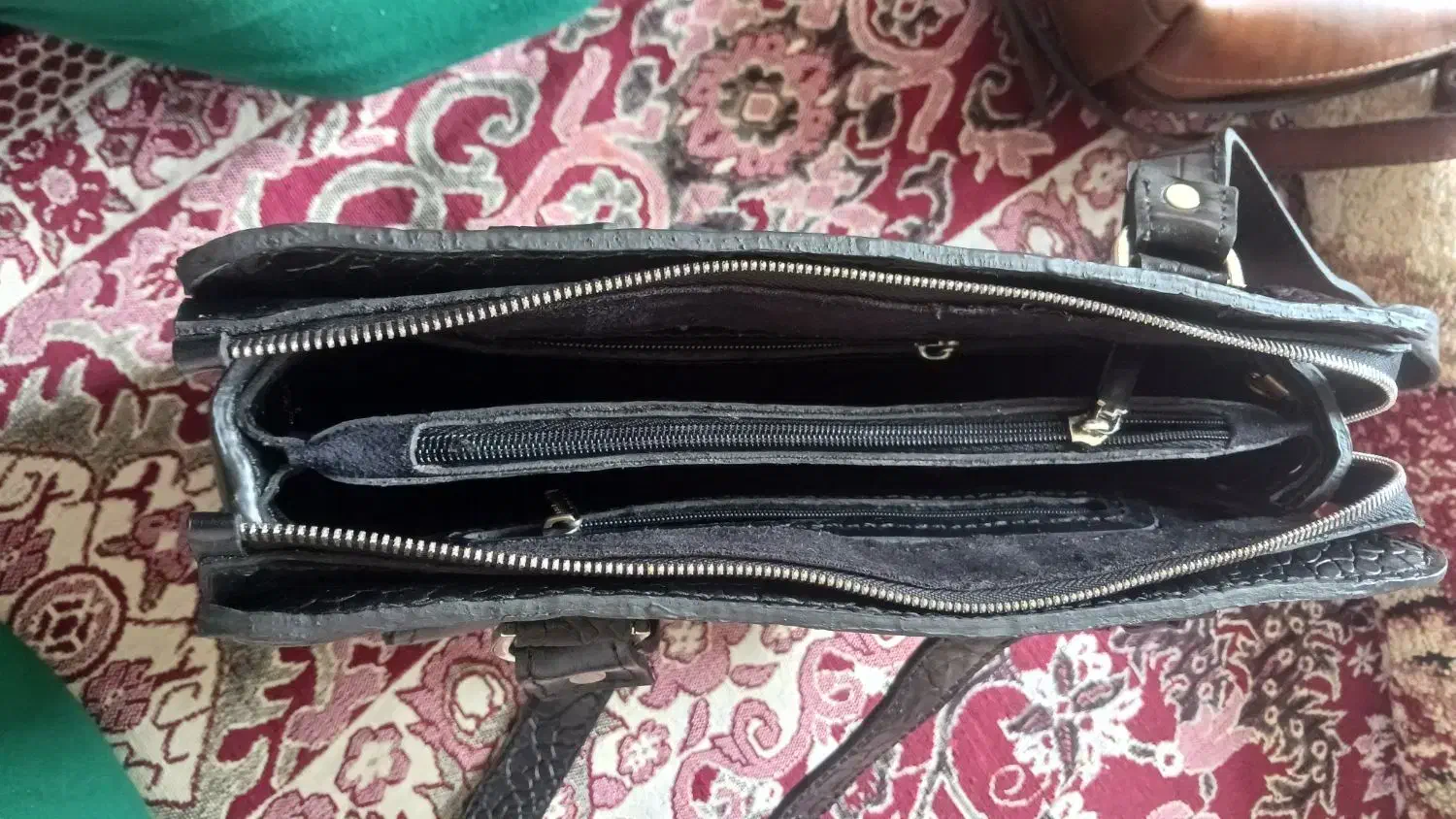 کیف|کیف، کفش، کمربند|مشگین شهر, |دیوار