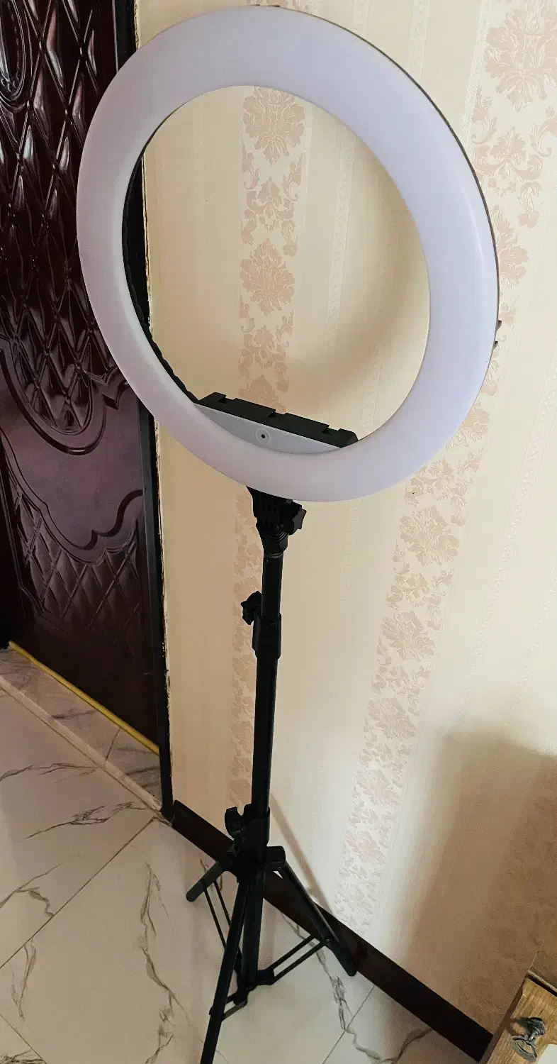 رینگ لایت|دوربین عکاسی و فیلم‌برداری|اصفهان, ملک‌شهر|دیوار