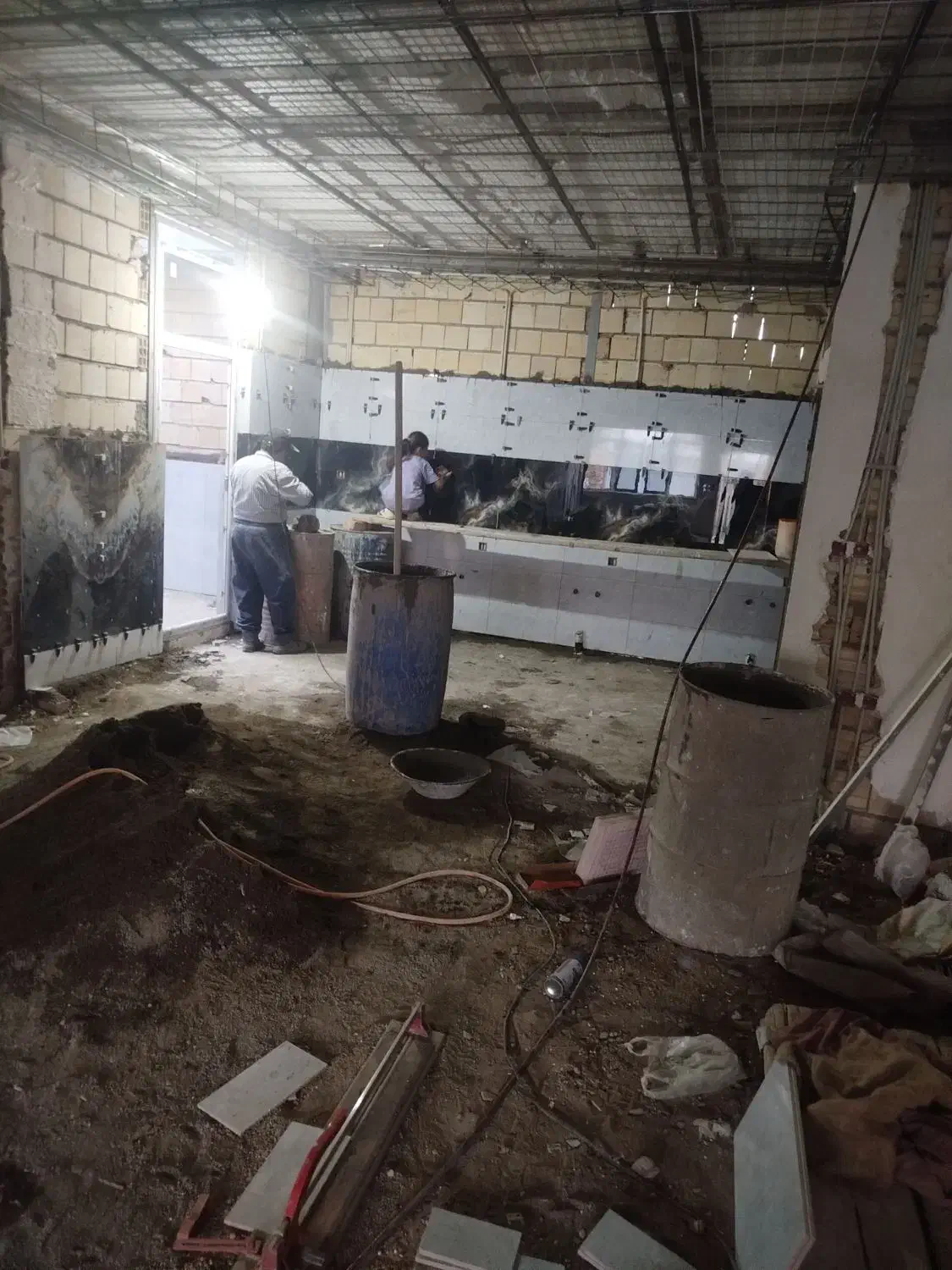 تعدادی گج کار خوب  هزار واحد کار تمام راسته|استخدام معماری، عمران و ساختمانی|محمدیه-قزوین, |دیوار