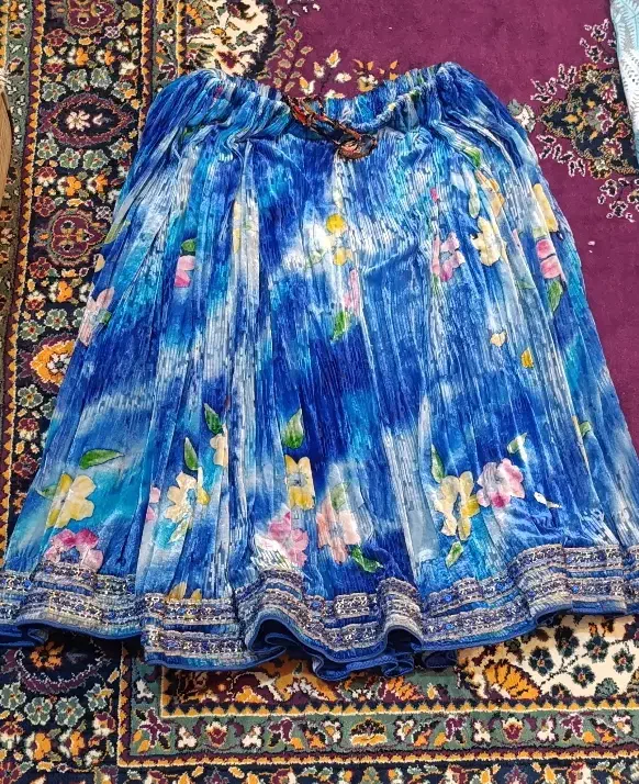 دامن لری مخمل ابریشم قیمت عالی|لباس|بهبهان, |دیوار