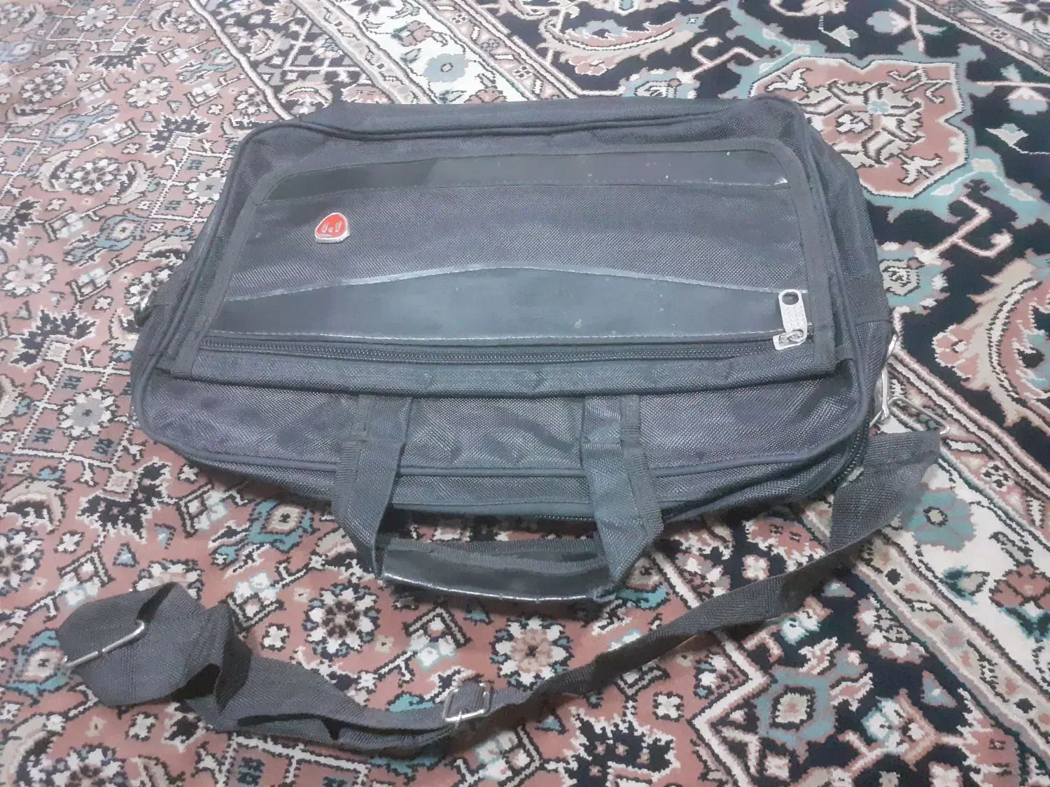 ۳ عدد کیف مدرسه|کیف، کفش، کمربند|ایلام, |دیوار