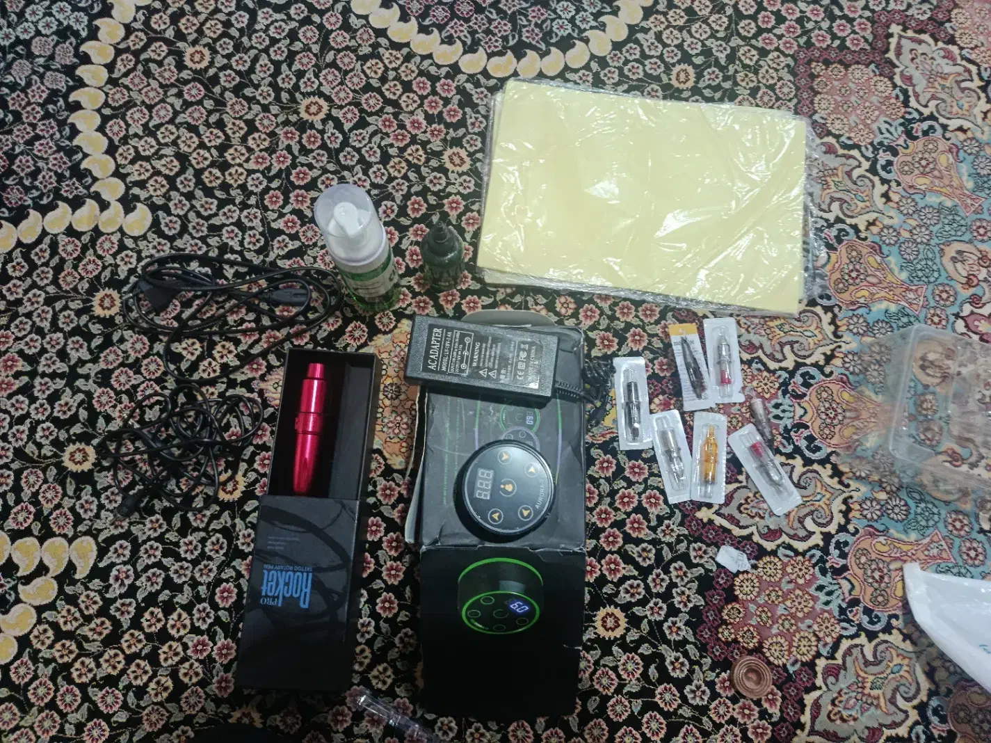 دستگاه تاتو|آرایشگاه و سالن‌های زیبایی|جیرفت, |دیوار