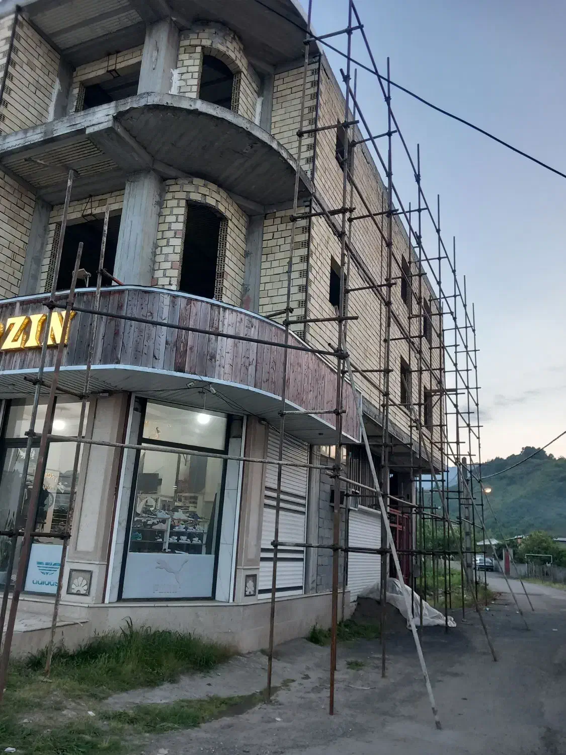 نصب فوری داربست فلزی|خدمات پیشه و مهارت|آستارا, |دیوار