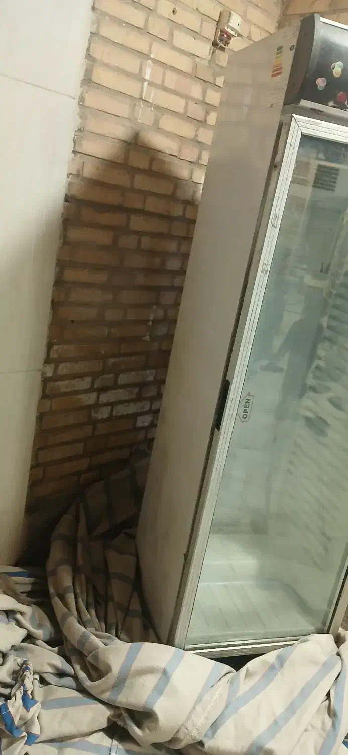 یخچال ویترینی یک درب سالم سالم|یخچال و فریزر|یزد, |دیوار