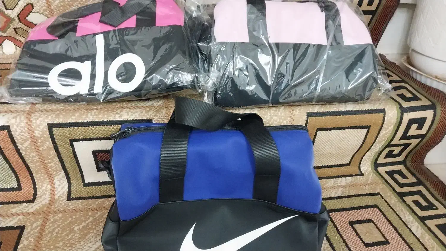 فروش کیف به صورت عمده و تکی|کیف، کفش، کمربند|ساوه, |دیوار