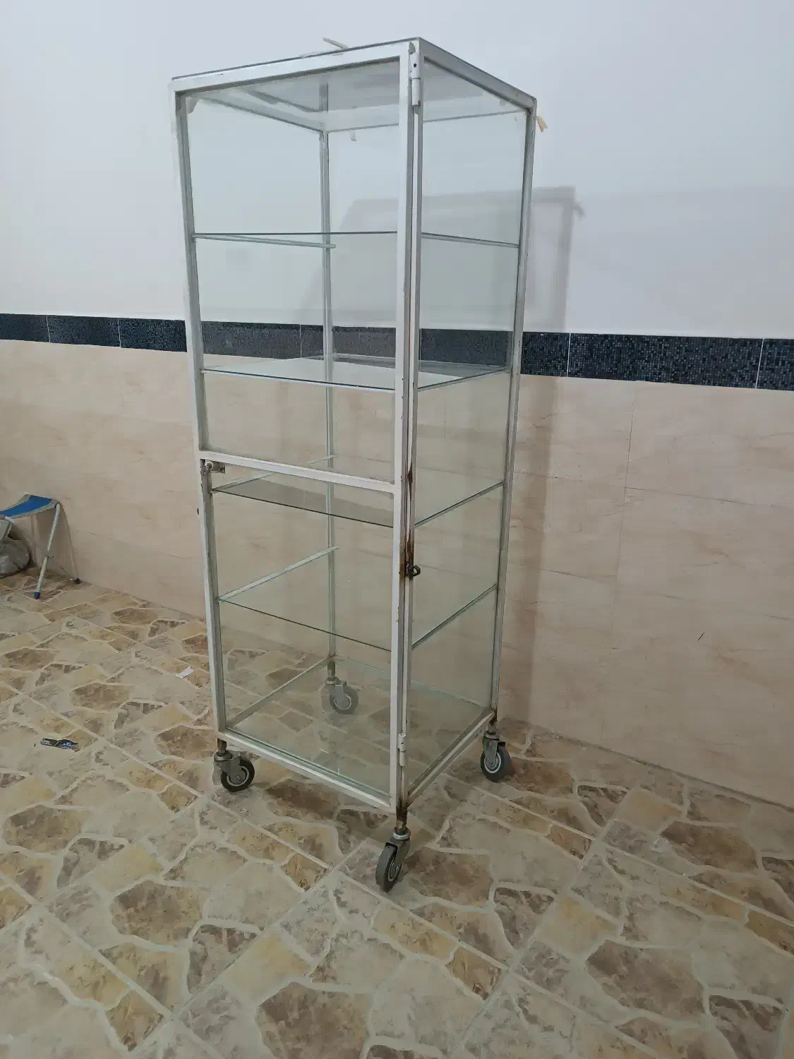 ویترین یا بوفه فروش|فروشگاه و مغازه|پیرانشهر, |دیوار