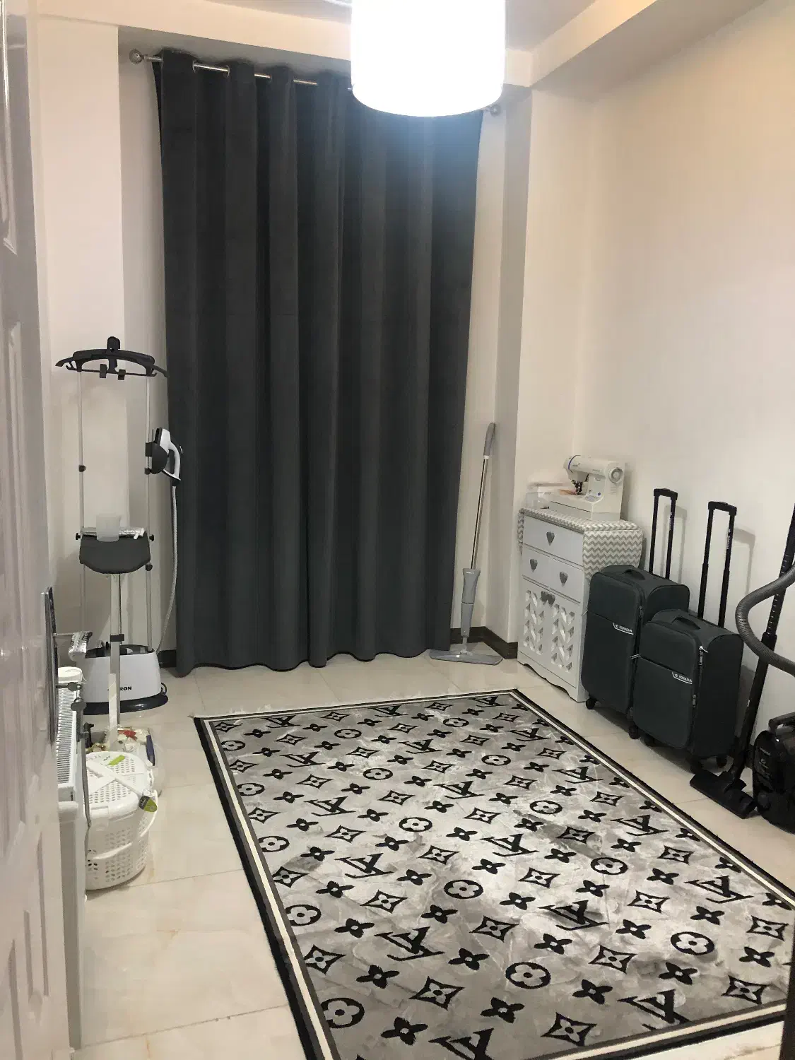 فرش در حد نو|فرش|اسلام‌شهر, شهرک قائمیه|دیوار