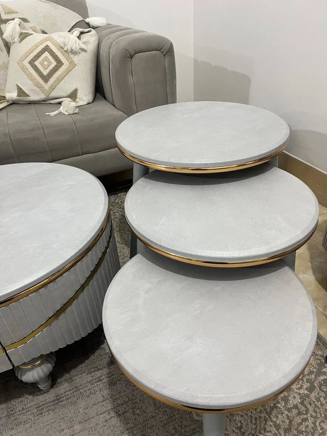 میز وسط در حد نو|مبلمان خانگی و میز عسلی|گنبد کاووس, |دیوار