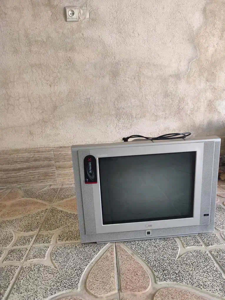 لوازم صوتی و تصویری|تلویزیون و پروژکتور|یاسوج, |دیوار