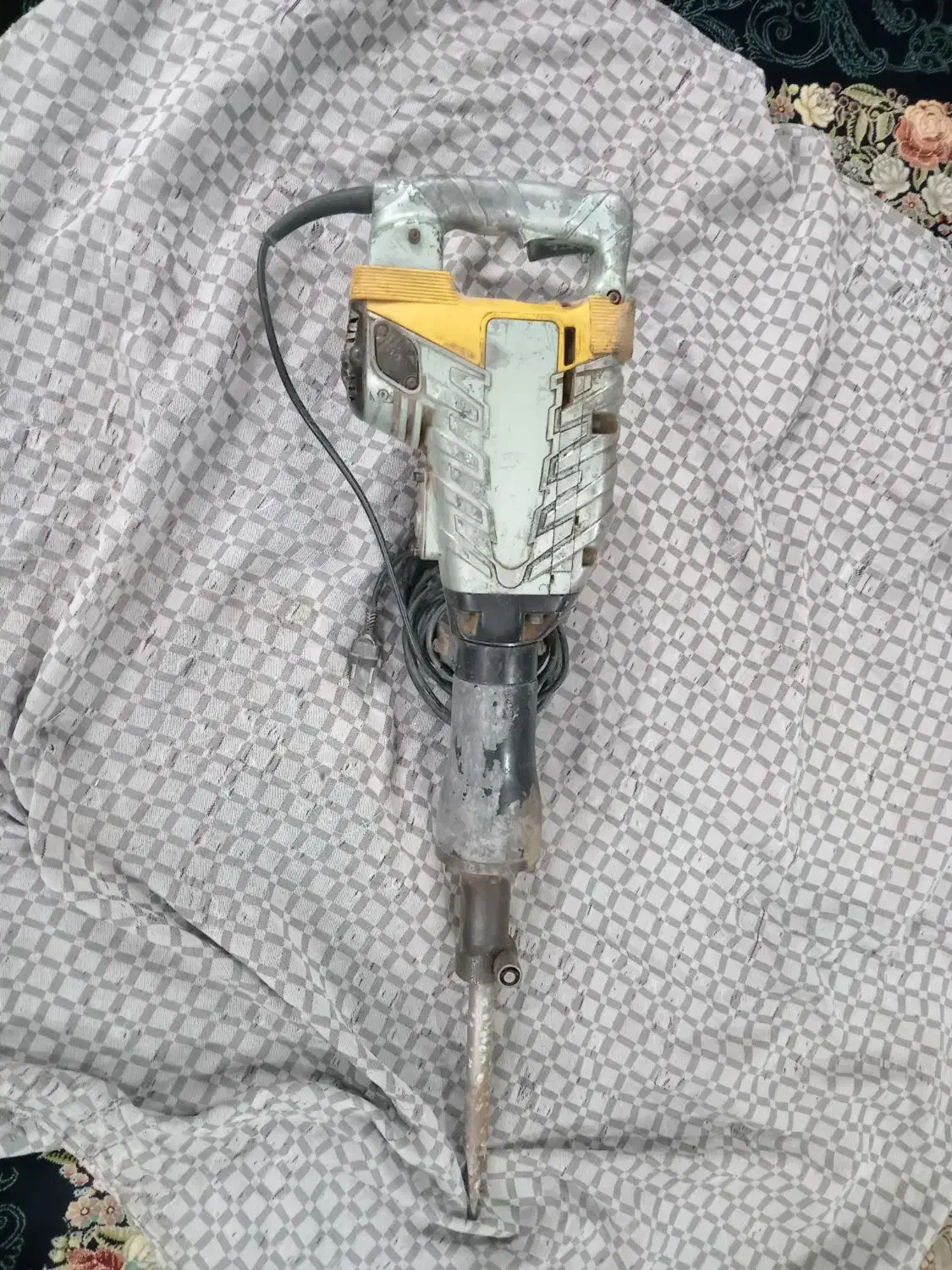 پیکور (کمپرسور)|ابزارآلات|خواف, |دیوار