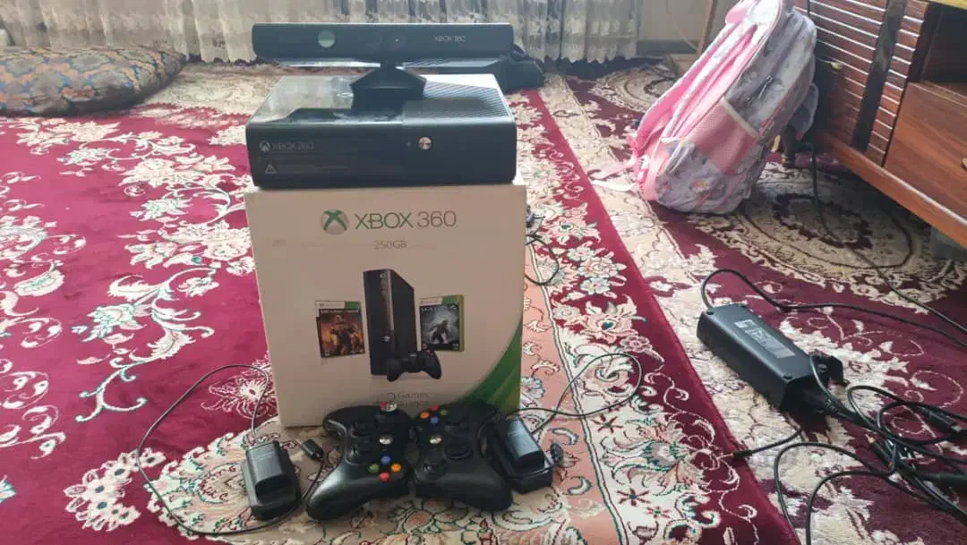 xbox 360 super slim|کنسول، بازی ویدئویی و آنلاین|تهران, گمرک|دیوار