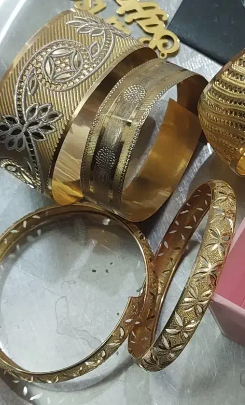 طلا|جواهرات|بم, |دیوار