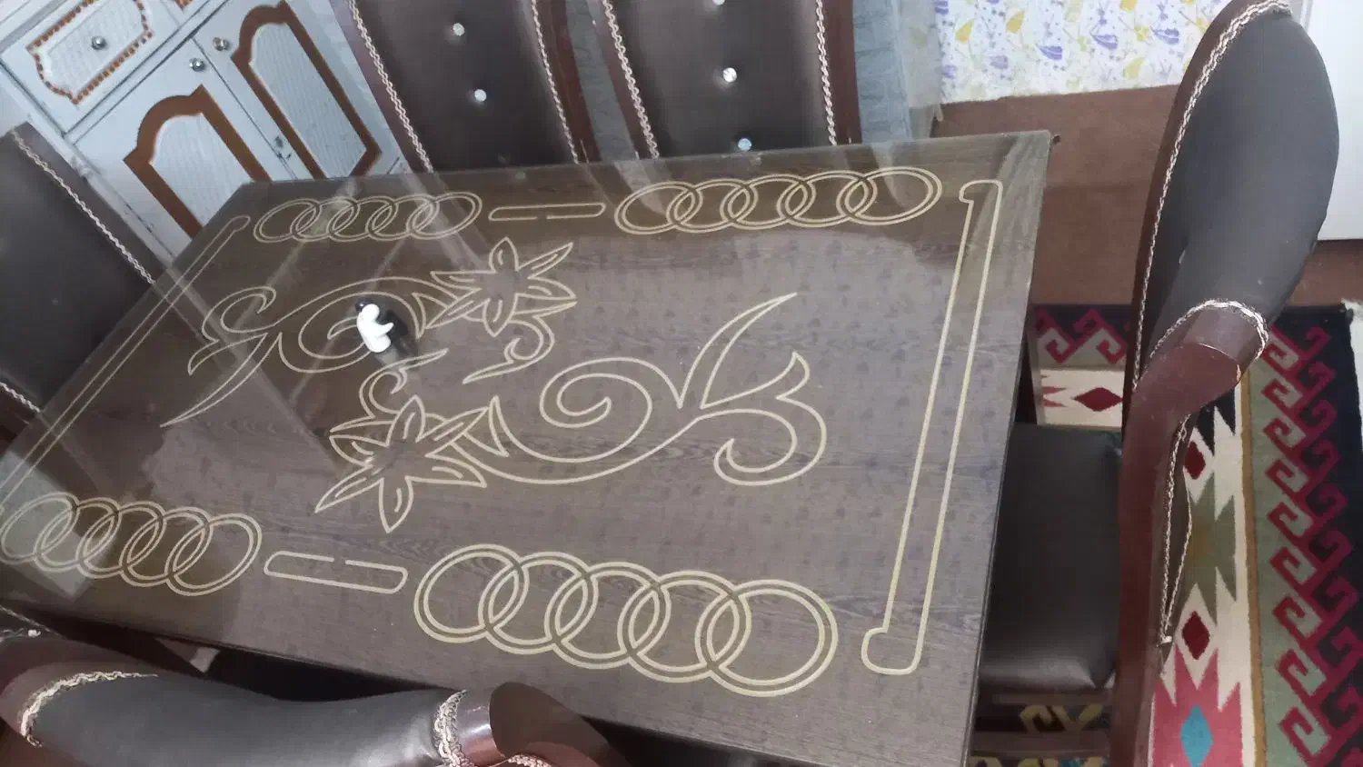 میز غذاخوری|میز و صندلی غذاخوری|ماهان, |دیوار