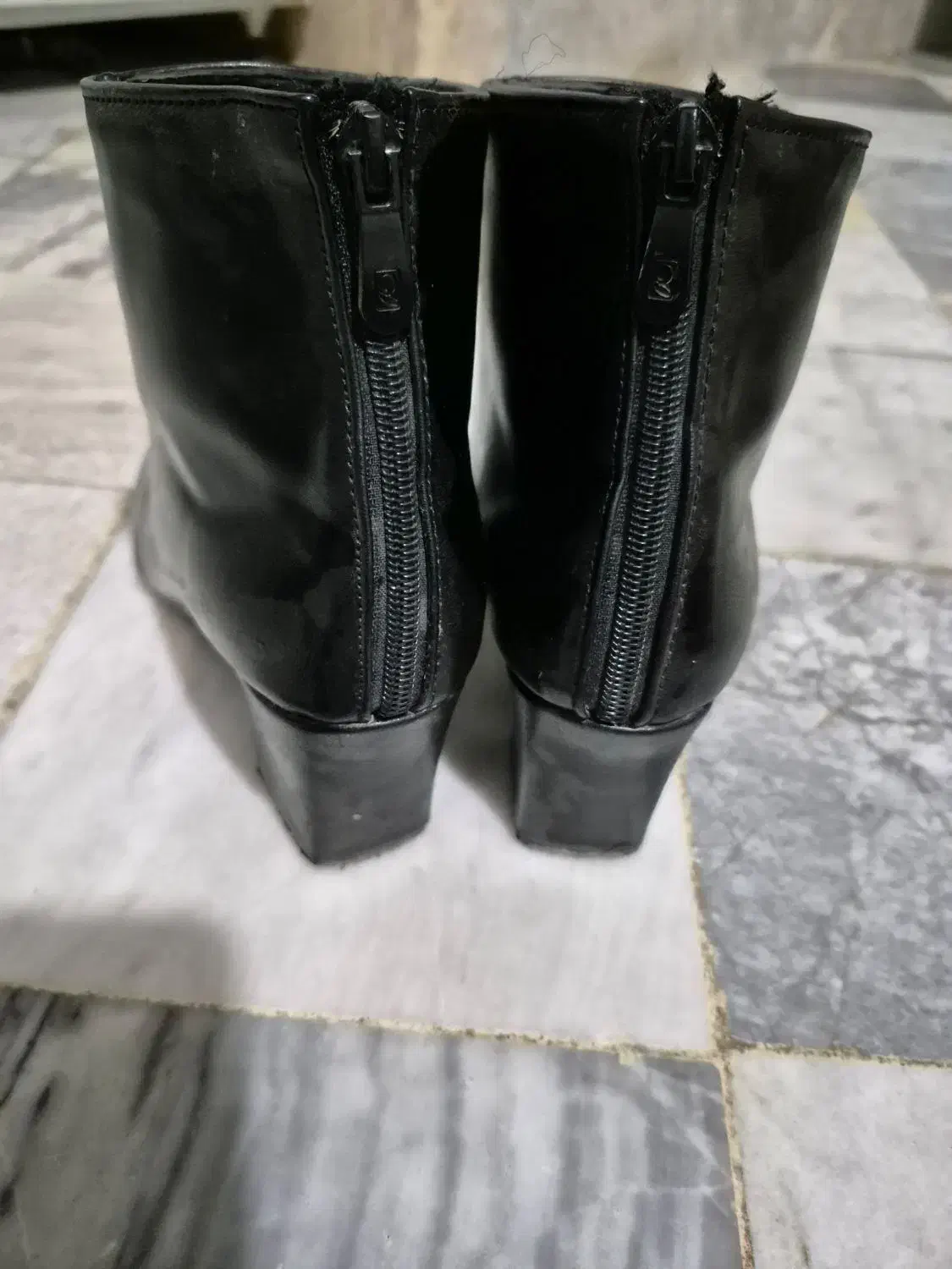 بوت در حد نو|کیف، کفش، کمربند|بروجرد, |دیوار