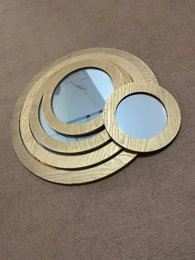 آینه|آینه|مسجد سلیمان, |دیوار