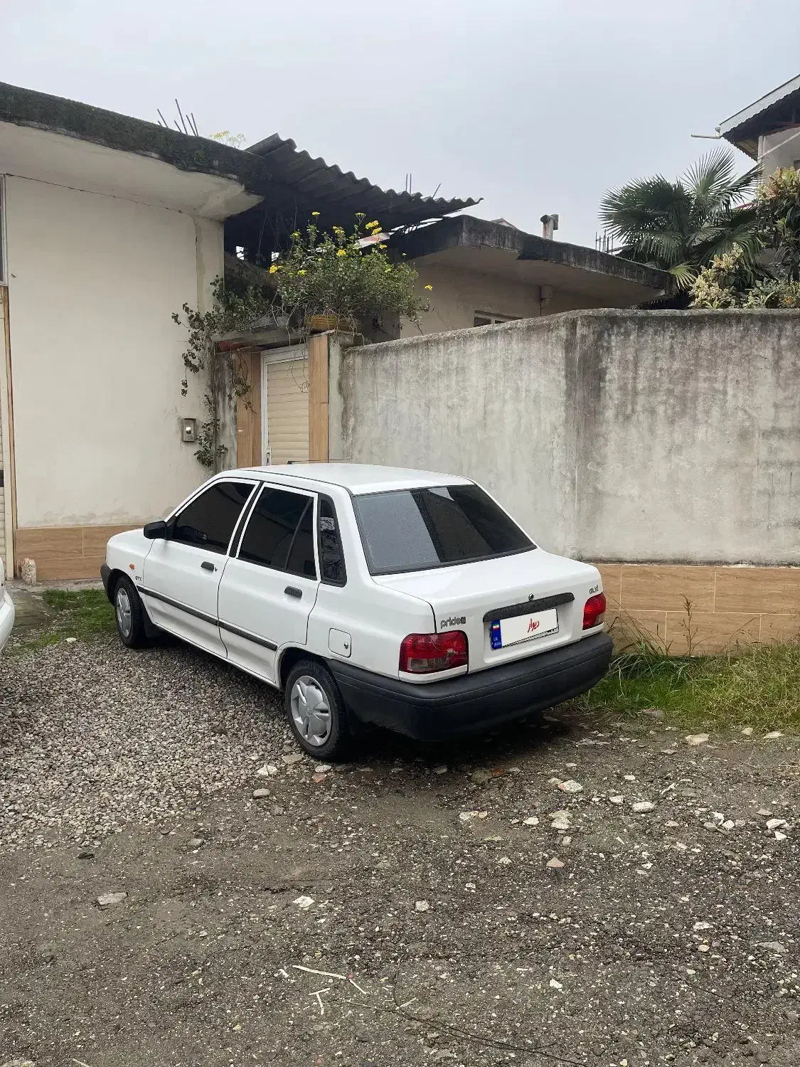 پراید سفید مدل ۹۲|خودرو سواری و وانت|آستارا, |دیوار