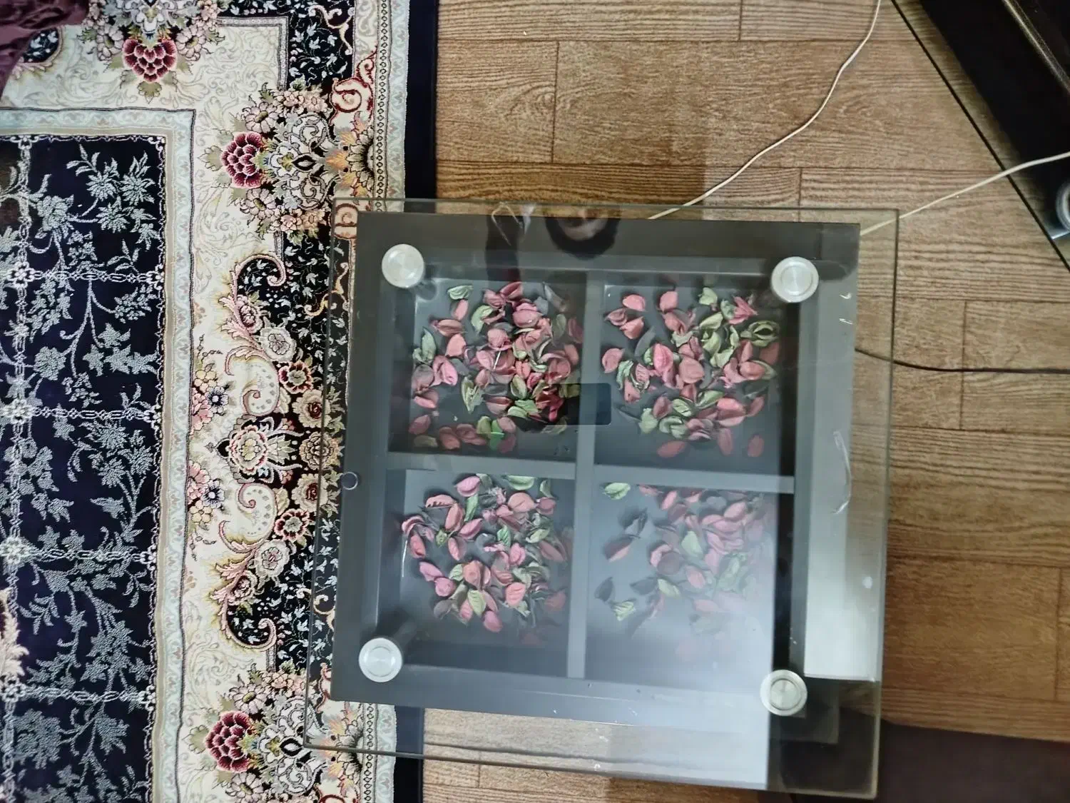 یک میز عسلی بزرگ و دو جلو مبلی|مبلمان خانگی و میز عسلی|فردیس, قریشی|دیوار